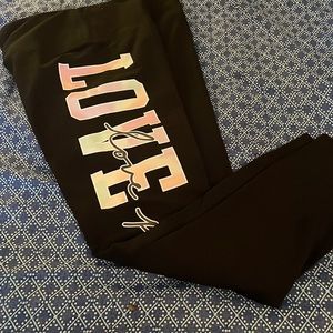 Victoria’s Secret Pink leggings